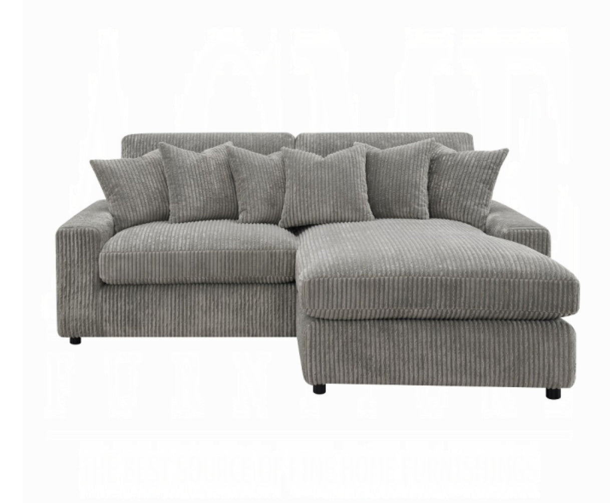 Tavia Reversible Sectional Sofa W/6 Pillows