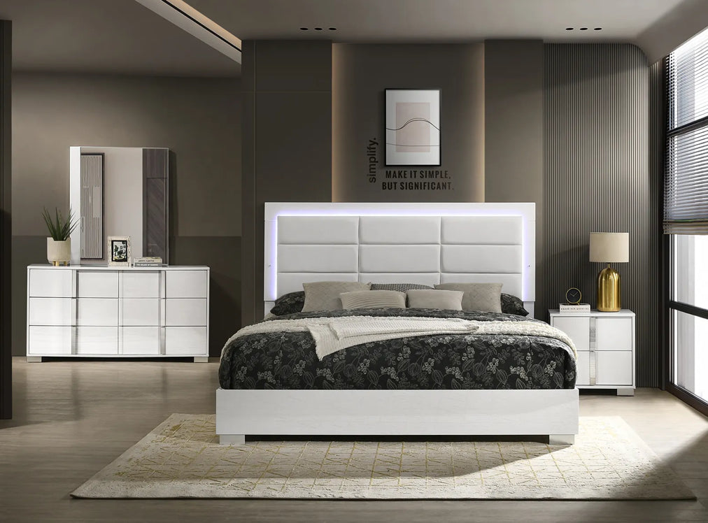 Manhattan 4pc Bedroom Set King /Queen