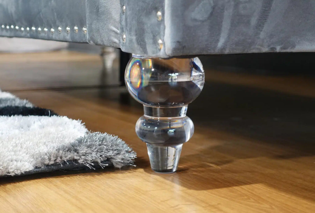 6057 GREY Sofa & Loveseat