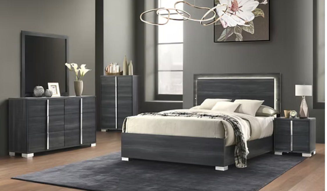 Juliet Gray 4pc Bedroom set Queen/ King