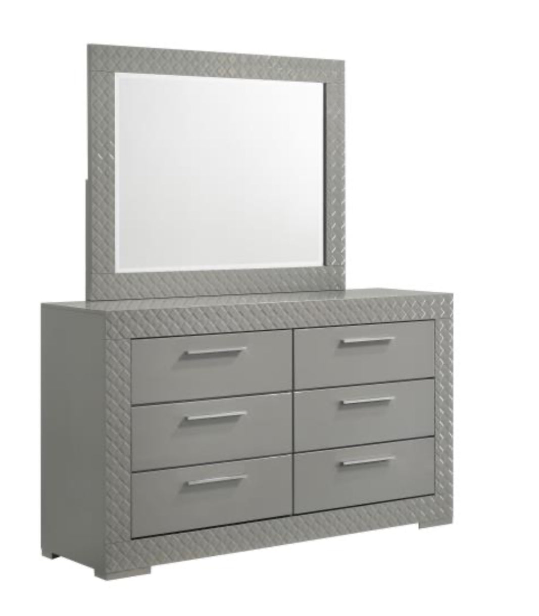 IVES 4-PIECE EASTERN KING /QUEEN BEDROOM SET GREY HIGH GLOSS