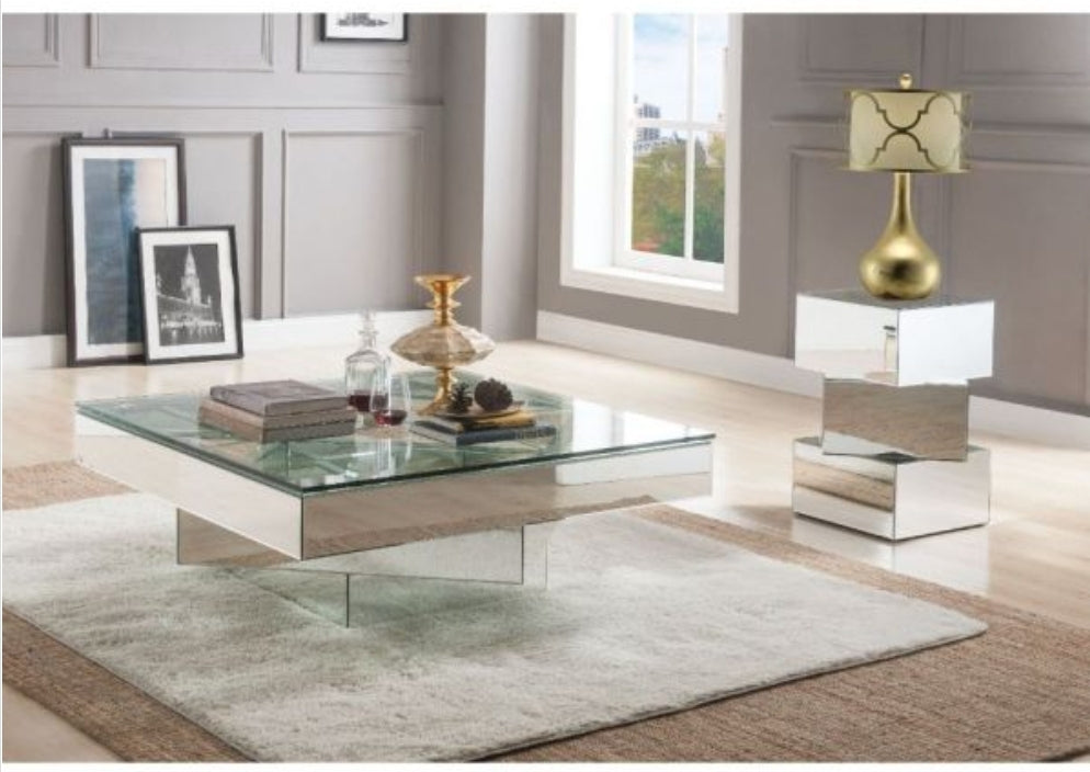 Meria Coffee Table
80270