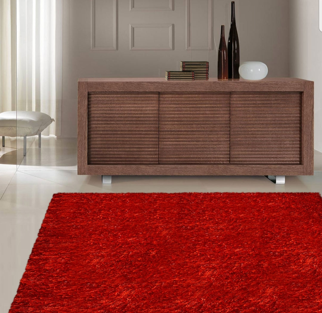 GCT-1R
 Red Shaggy Rug 5 by 8