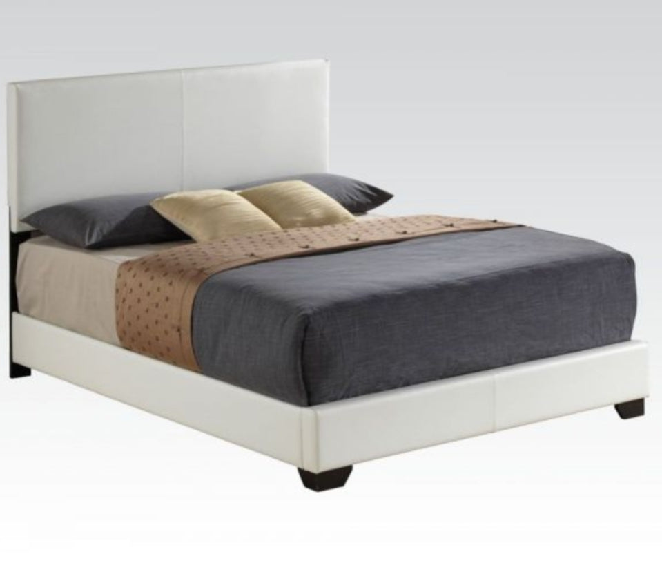 Ireland III Queen Bed
14390Q_KIT