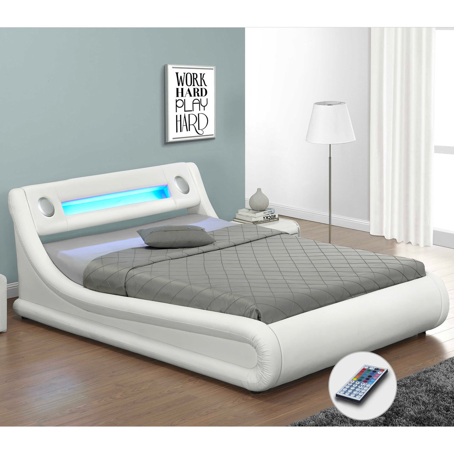 WI-1138 Speakers, Queen (White)