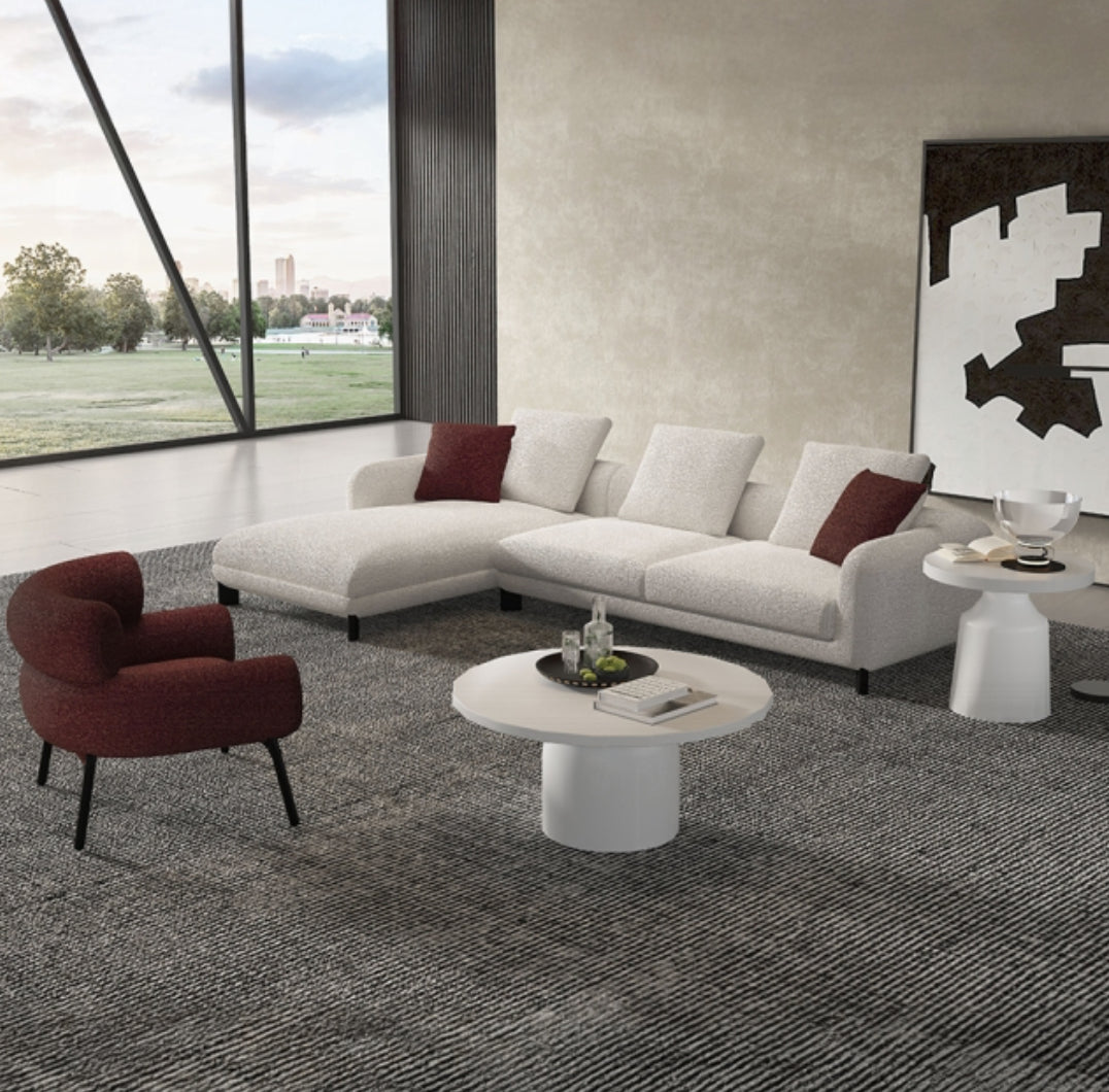 Mardi Sectional Sofa w/3 Pillows