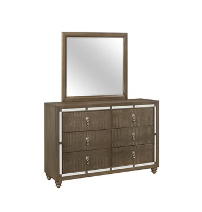 Ivy Champagne 4pc Queen/ King Bedroom Set