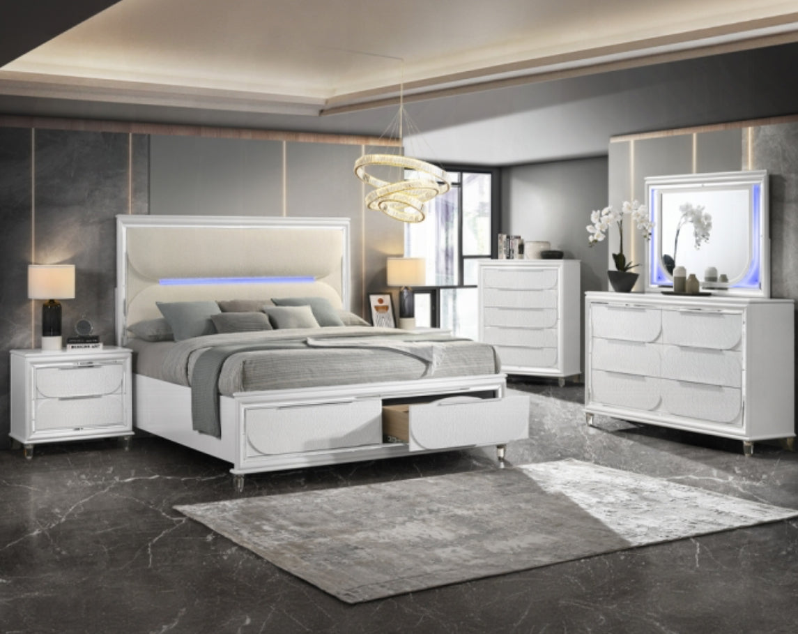 Tarian 4pc Set Queen/King Bed W/Led & Storage