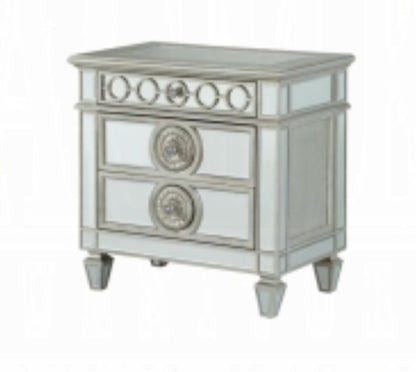 Varian 4pc Bedroom Set Queen/ King