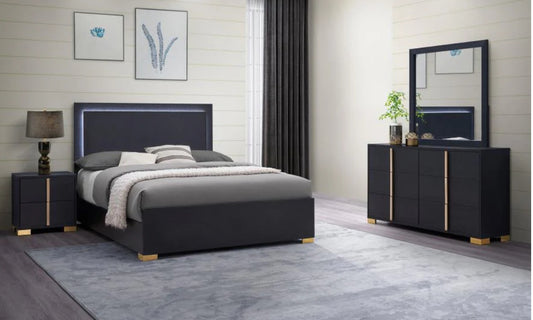 Marceline 4-piece Bedroom Set with LED Headboard Black / White