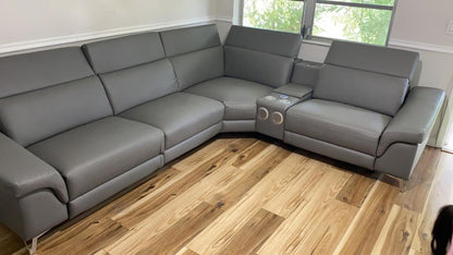 Spartacus Recliner

Gray