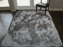 Load image into Gallery viewer, Light Gray Shaggy Shimmer Rug 5ft by 7ft
