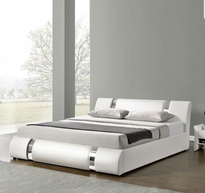 WI-2146

Queen White
